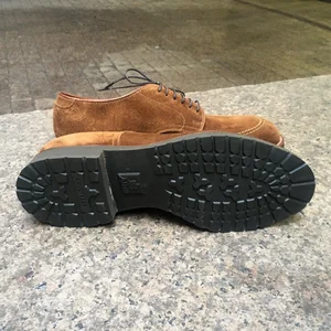 D8619 Snuff Suede — mouldedshoe